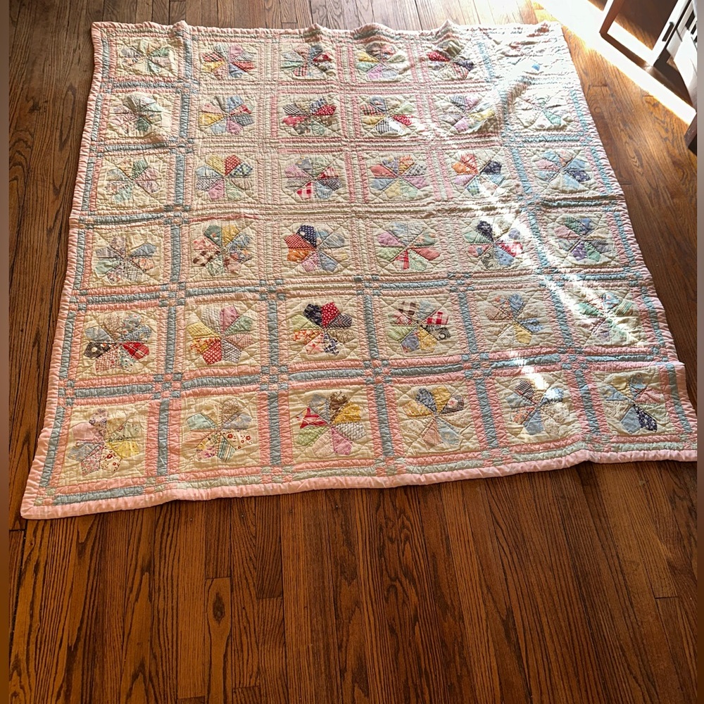 Vintage Homemade Shamrock Patchwork Pink  Quilt 70x68